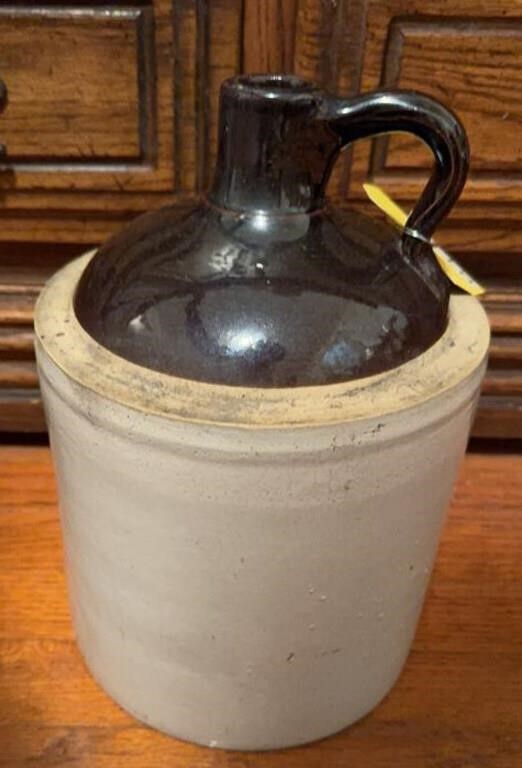 CROCK JUG BROWN & WHITE