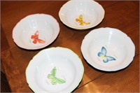 Lot of 4 butterfly bowls