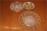 Lot of 3 glass serving bowls & platter