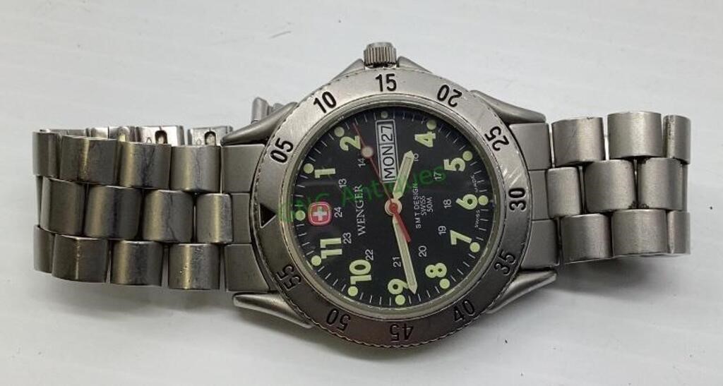 Winger SMT 50M Swiss watch black dial    1733