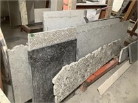 Chevalet et retailles de marbre / granite