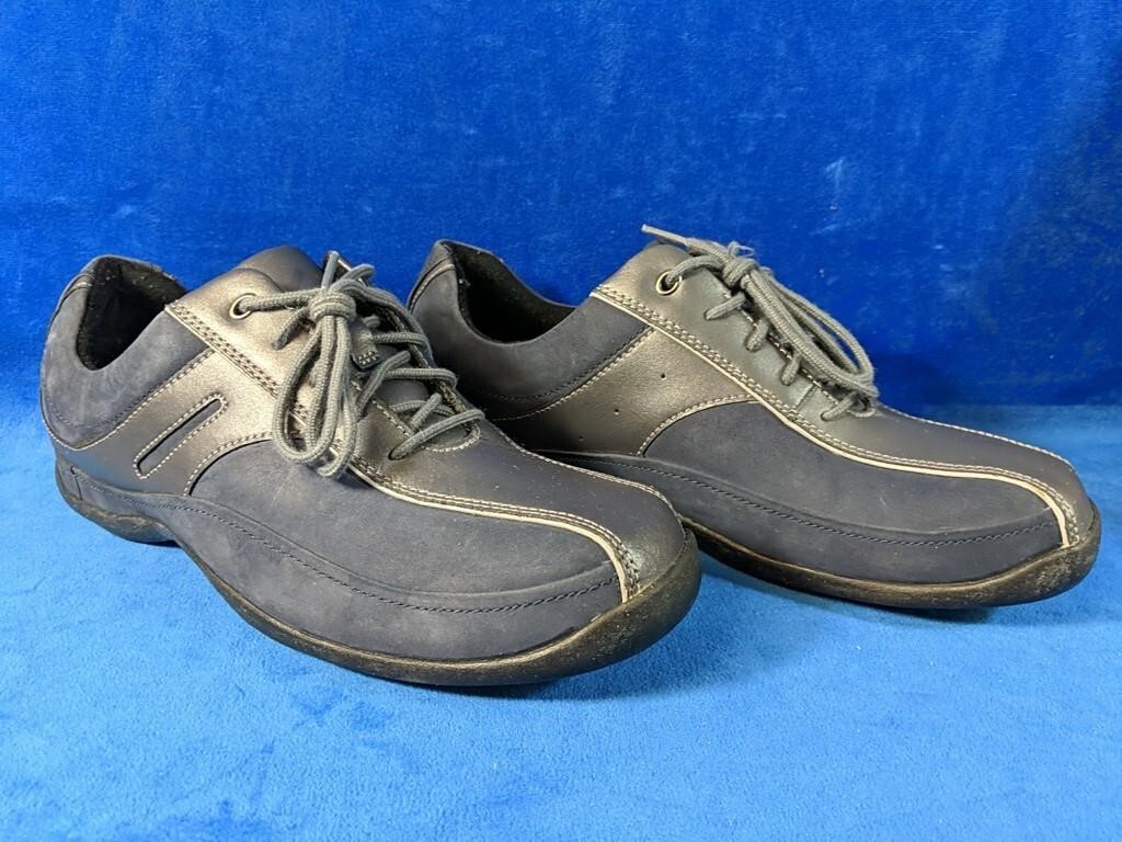 As New Womens Clarks blue suede walking shoes,