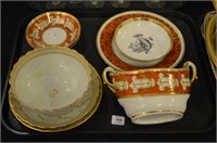 Tray of late 18th / early 19th English porcelain