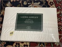 Laura Ashley Queen Flat Sheet New