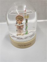 Vintage Precious Moments Snow Globe