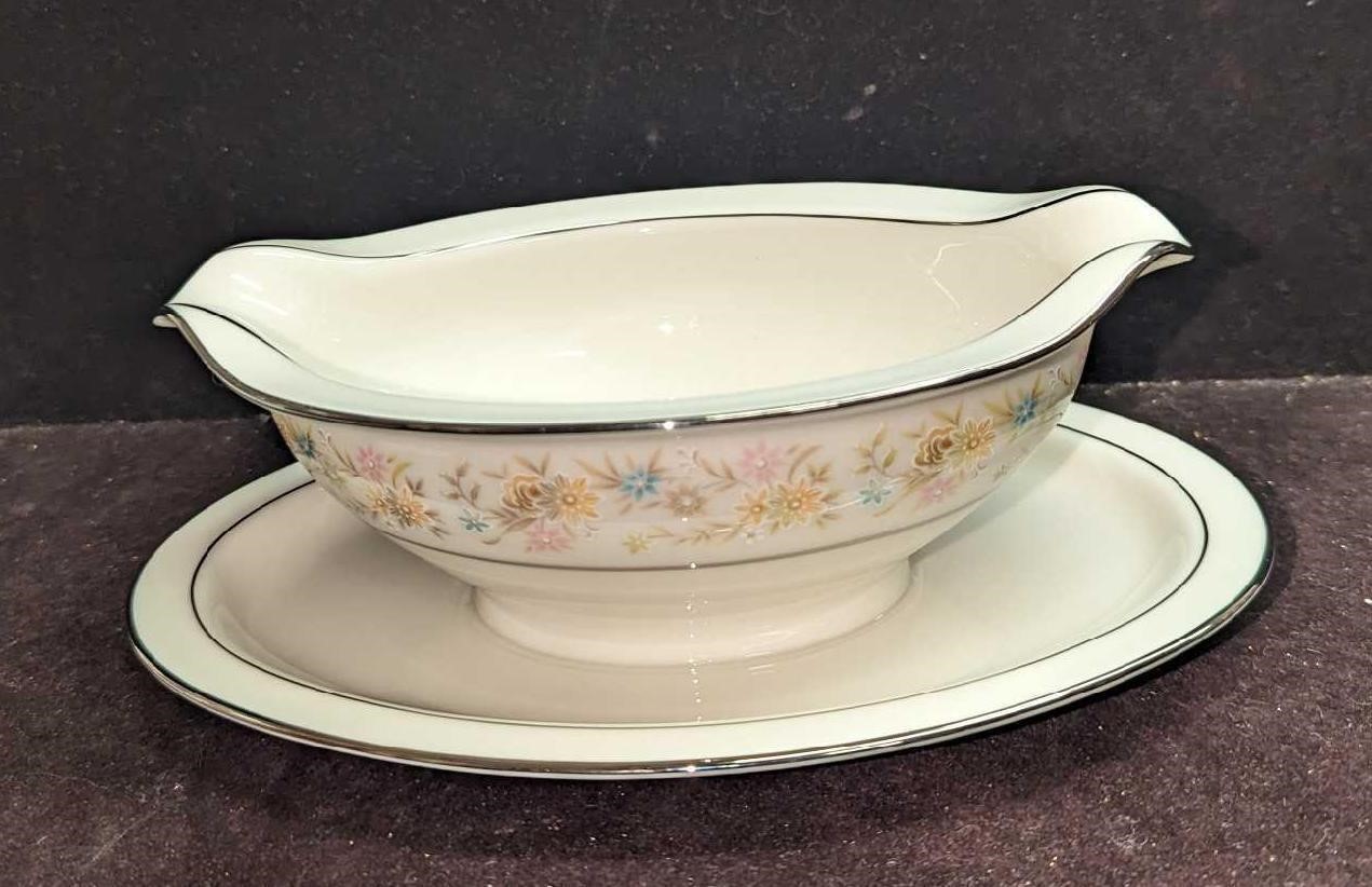 Noritake Blossom Time Gravy Boat with Attached Und