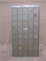 20 COMPARTMENT MAILBOX WITH 20 SETS OF KEYS: