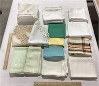 Linen lot w/ hankies