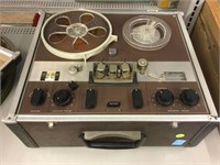 Ampex reel to reel tape recorder. Model f4460.