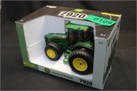 JD 7920 Collector Tractor