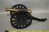 Vtg 1/2 C Mf Co Cast Iron & Brass Field Cannon