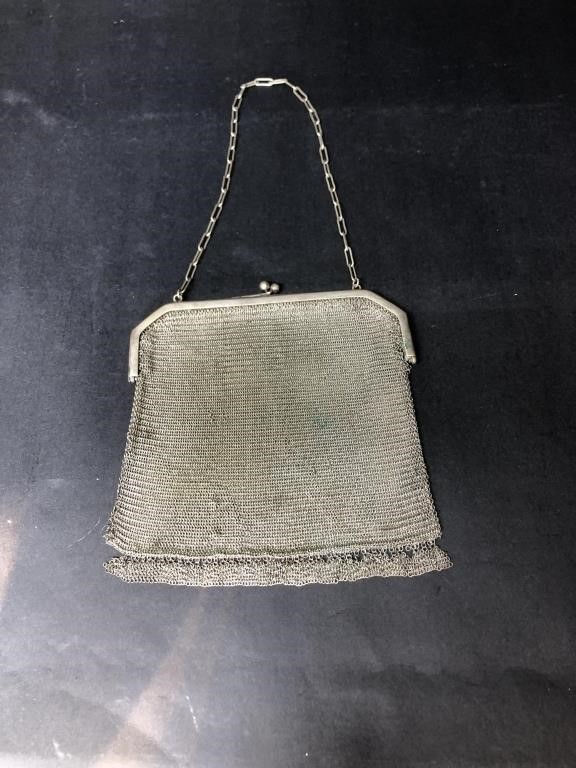 Vintage mesh chain purse - as is