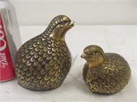 B22, Pair of brass quail