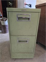 Vintage 2 drawer metal filing cabinet