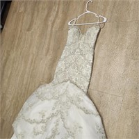 Wedding Gown sz 6T Morilee by M Gardner