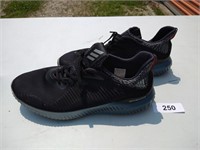 Adidas Tennis Shoes 10.5