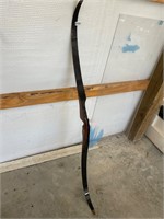 Deer Cliff Black Magnum Long Bow- Archery