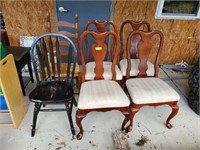 GROUP LOT OF ASSORTED CHAIRS,