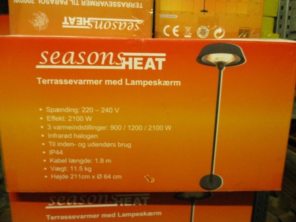 Terrassevarmer m/Lampeskærm. | Auktioner A/S