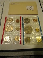 1977 US MINT UNCIRCULATED COIN SET