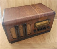 Coronado Model 813 radio, 1939