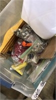 CRATE OF ASSORTED TOOLS