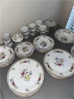 44 Pieces of Ling Rose China Dinnerware