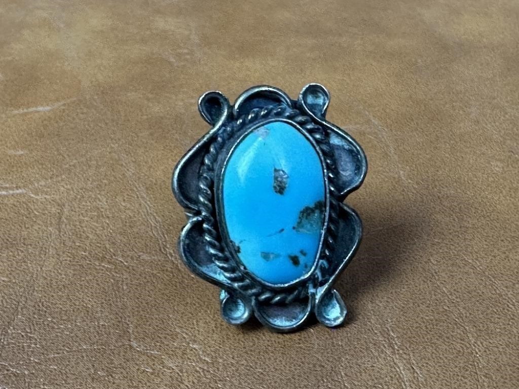 Vintage Silver and Turquoise Ring Size 6.5