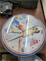 Made in the USA airplane clock