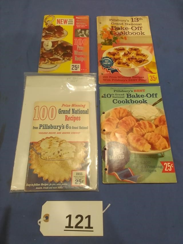4 Vintage Pillsbury Recipe Books
