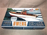 1959 Owens Deluxe Cruiser open boat model