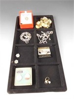 Lot # 4037 - Lot of mostly costume jewelry: