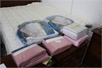 Queen Size Sheets and Queen Size Mattress Pads