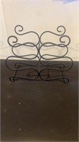 Black Metal decorative Wine Rack