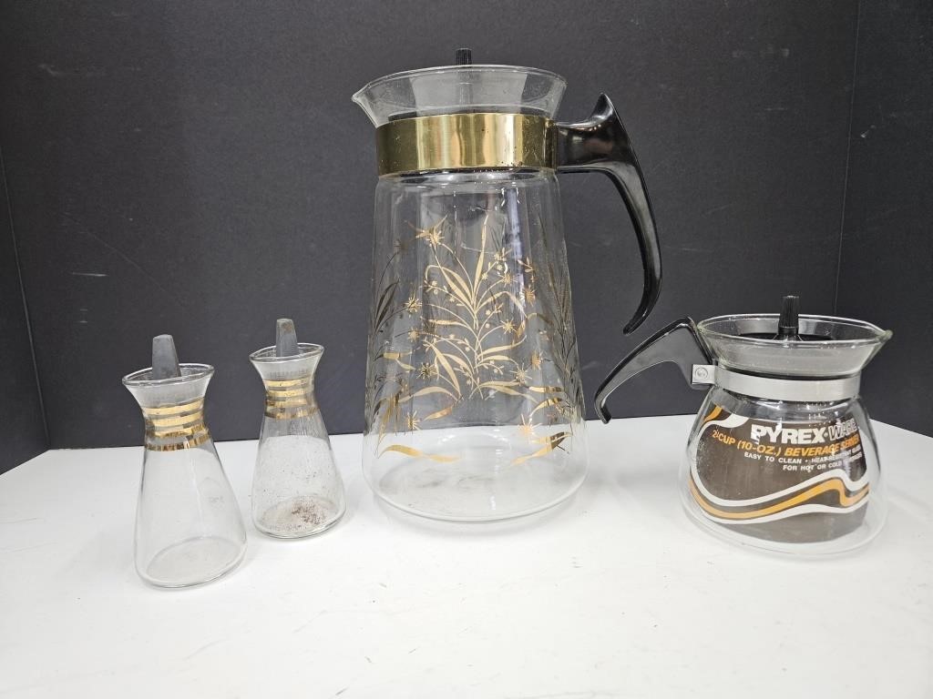 Pyrex Glass Pots & Shakers See Sizes