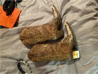 Women's Corral Vintage size 6 snakeskin boots