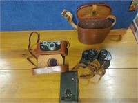 Vintage cameras and binocular lot