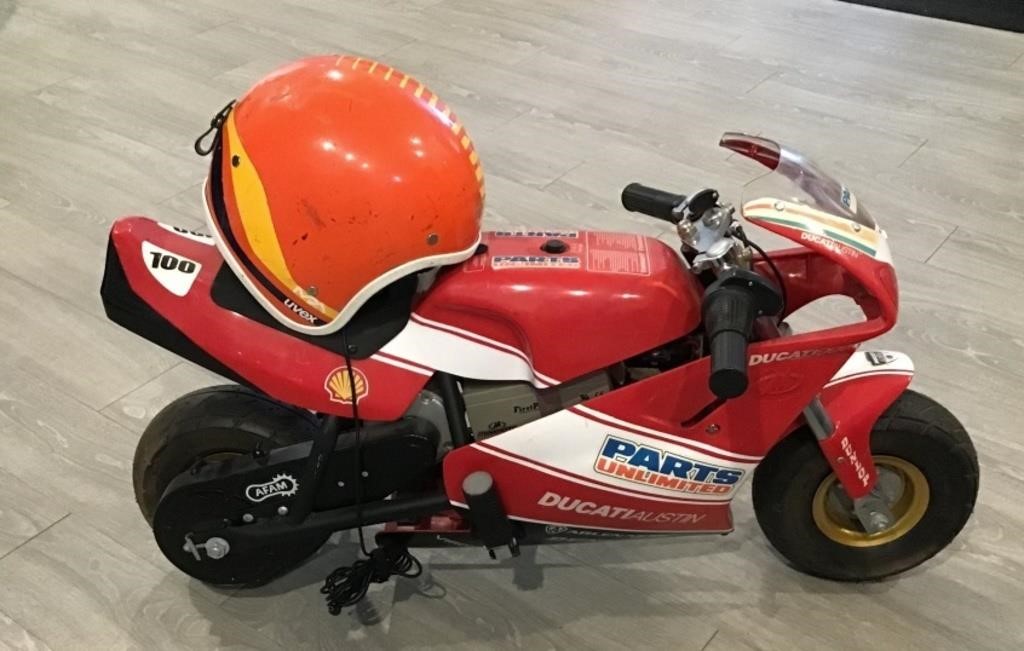 Electric Pocket motorbike 18V & helmet