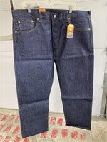 Sz 42x30 Levi Denim Jeans
