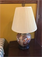 Beautiful Vintage Chinese Lamp