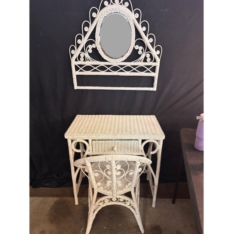 White Wicker Dressing Table with Mirror