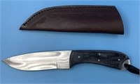 Hunting knife with leather sheath 9" long