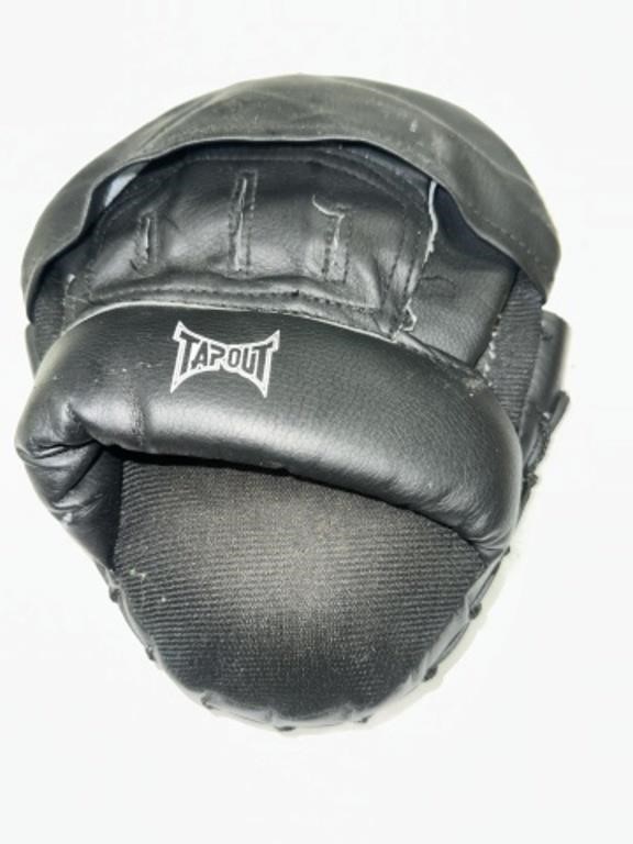 TAP OUT GLOVE