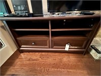 TV Stand 46x23