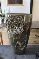 Large vase decor