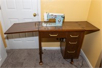 Good Housekeeping Super De Luxe Sewing Machine