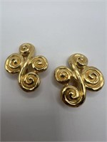 Trifari signed Gold Tone Clip Earrings