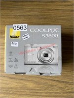 Cool Pix Camera in Box (connex 1)