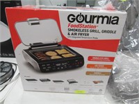 GOURMIA FOODSTATION SMOKELESS GRILL, GRIDDLE & AIR