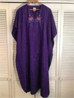 VINTAGE SIMPLY BASIC KAFTAN DRESS ONE SIZE